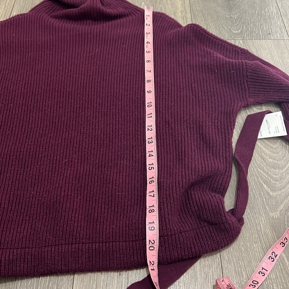 BCBG MaxAzria Tie Hem Mock Neck Womens Purple Sweater Size Medium NEW - Picture 7 of 9